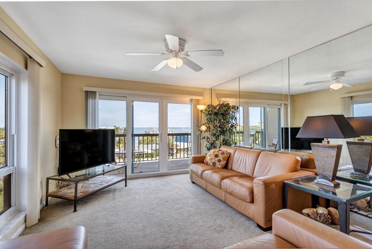 Gulf Gate Resort By Travel Resort Services St. Pete Beach Exterior foto